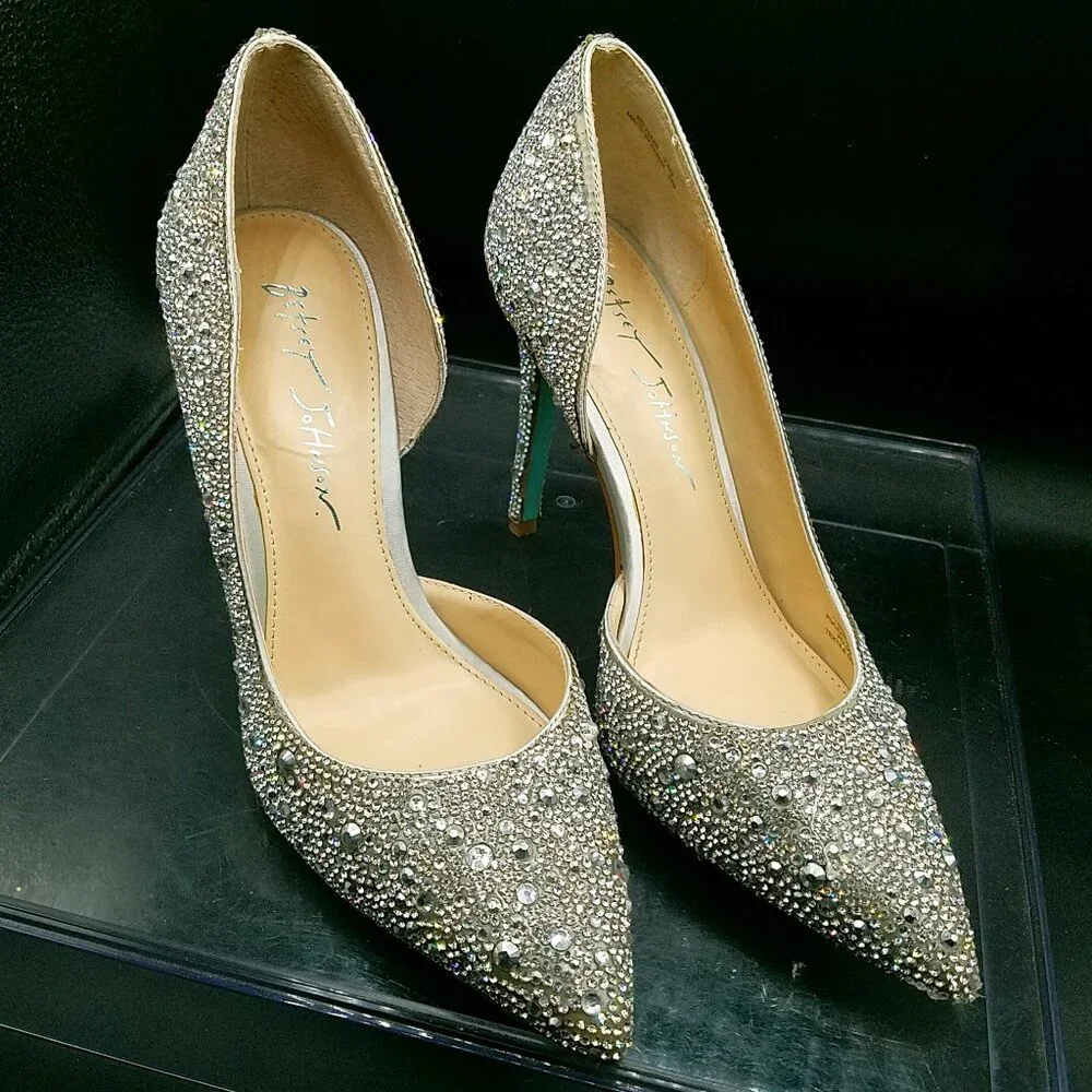 Betsey Johnson Shary Silver Rhinestone Pumps Size 7.5M - Great Pre-Owned - Picture 2 of 16